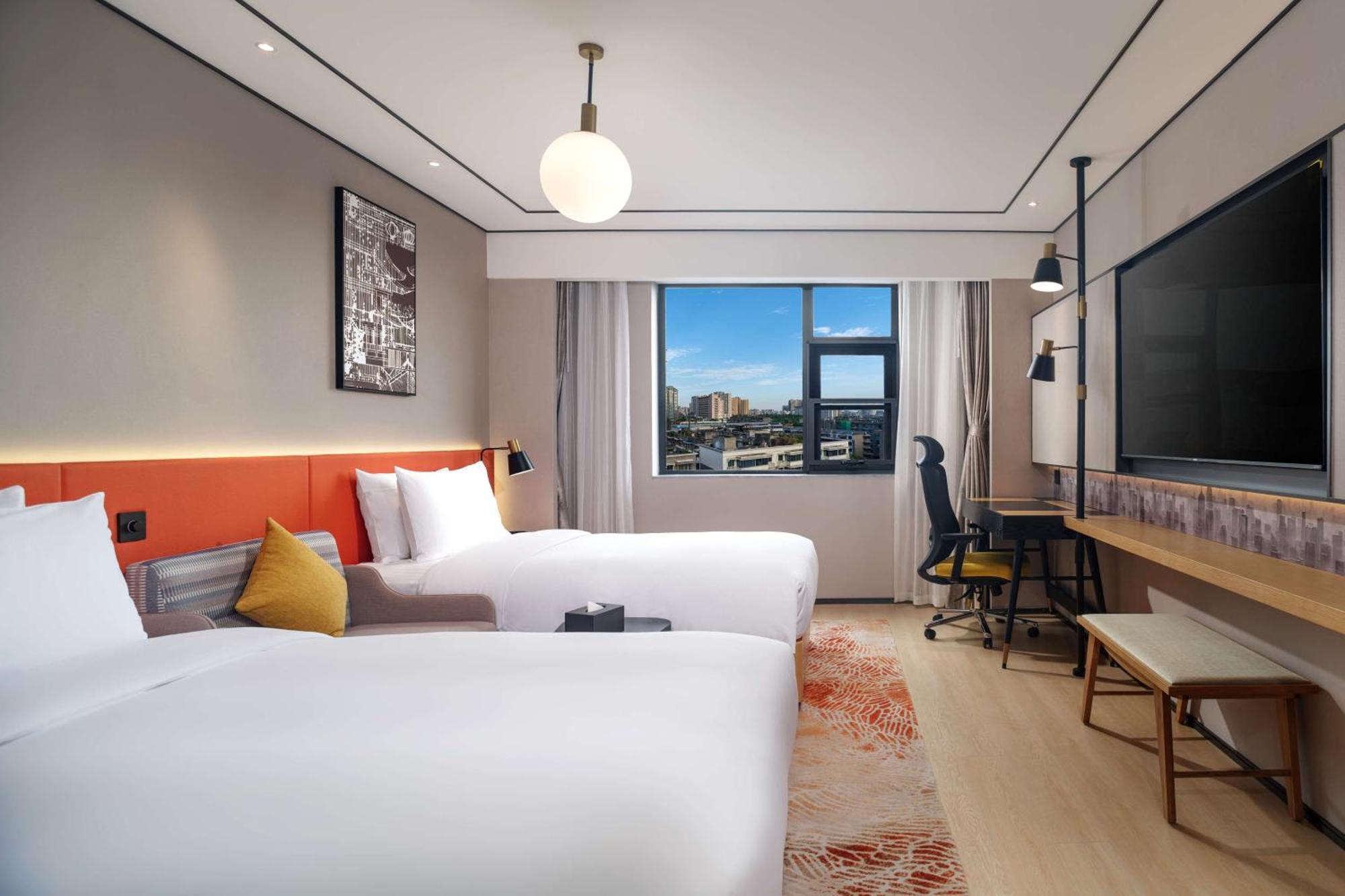Hilton Garden Inn Chengdu Kuanzhai Alley מראה חיצוני תמונה