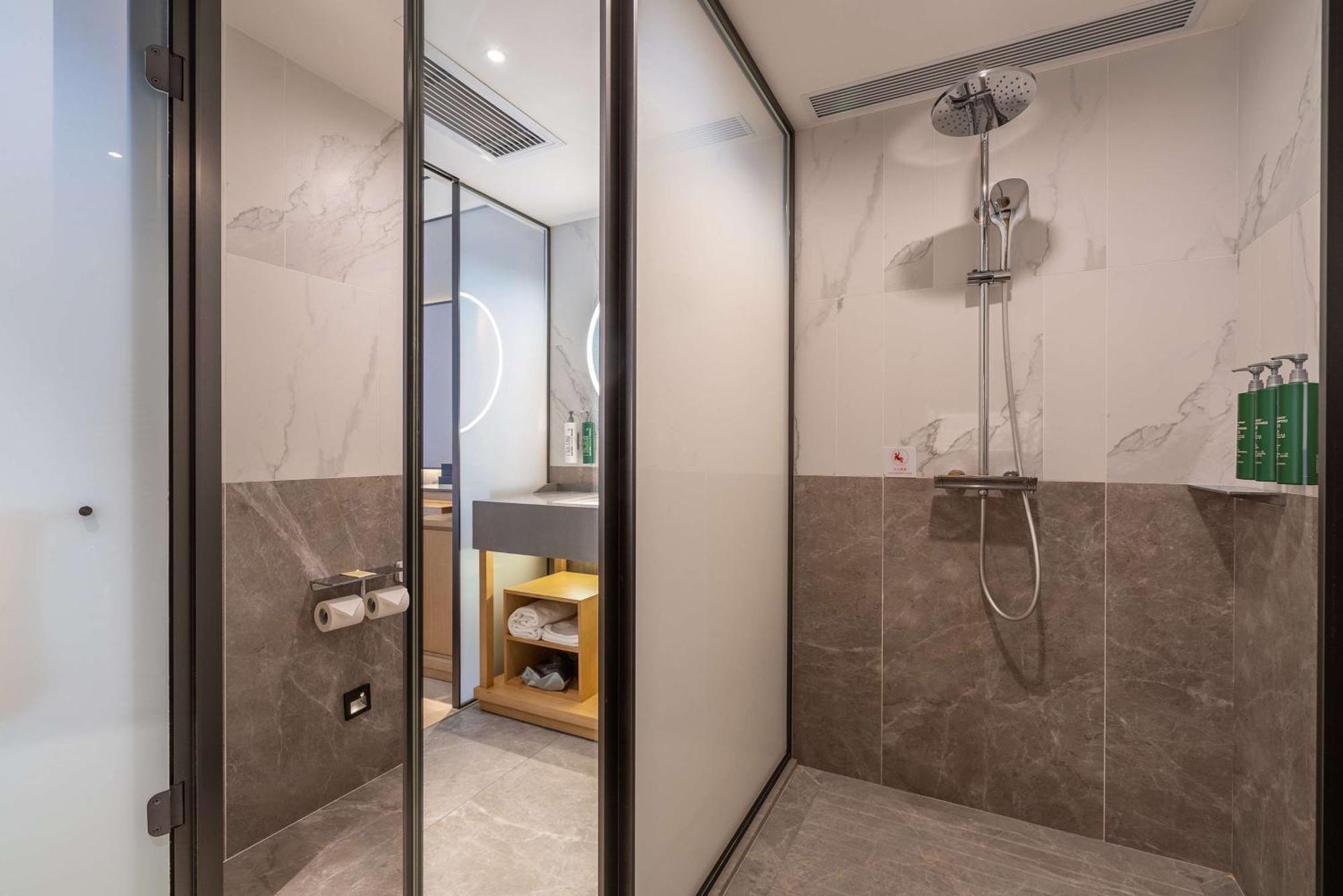 Hilton Garden Inn Chengdu Kuanzhai Alley מראה חיצוני תמונה